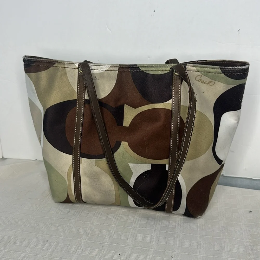 COACH CO768-11116 Green Scarf Print Purse